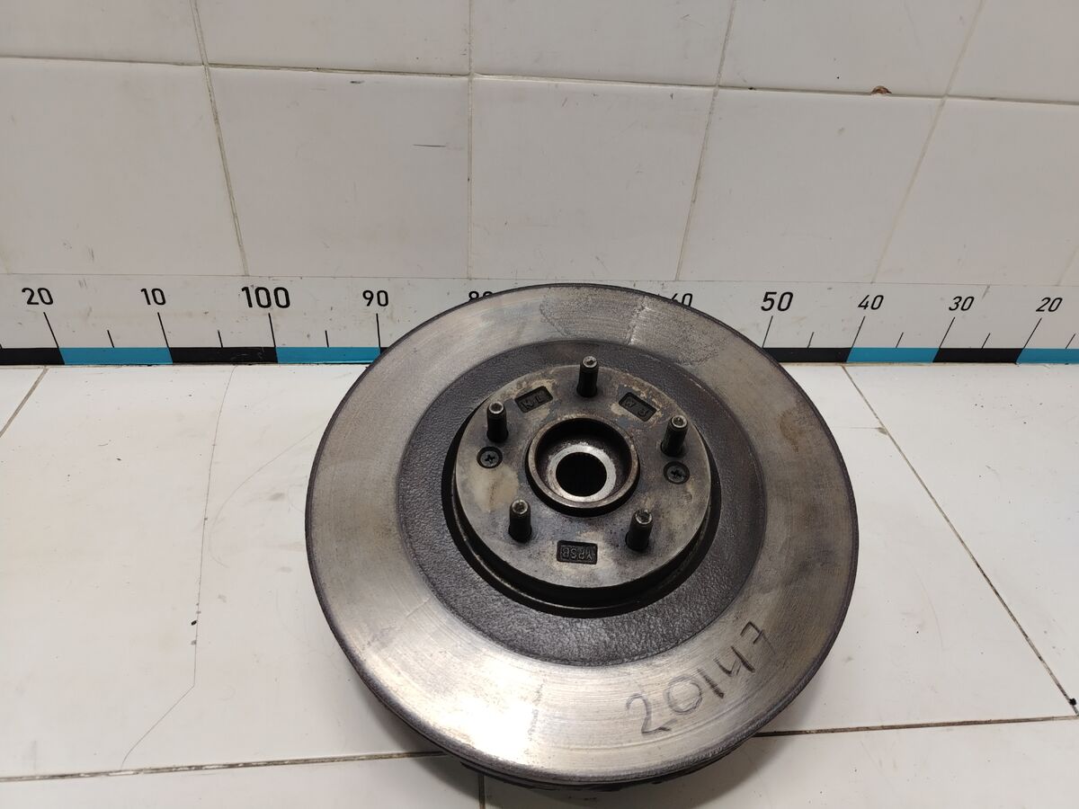 Кулак поворотный передний левый Kia Carnival (YP) III (2014– н.в.)