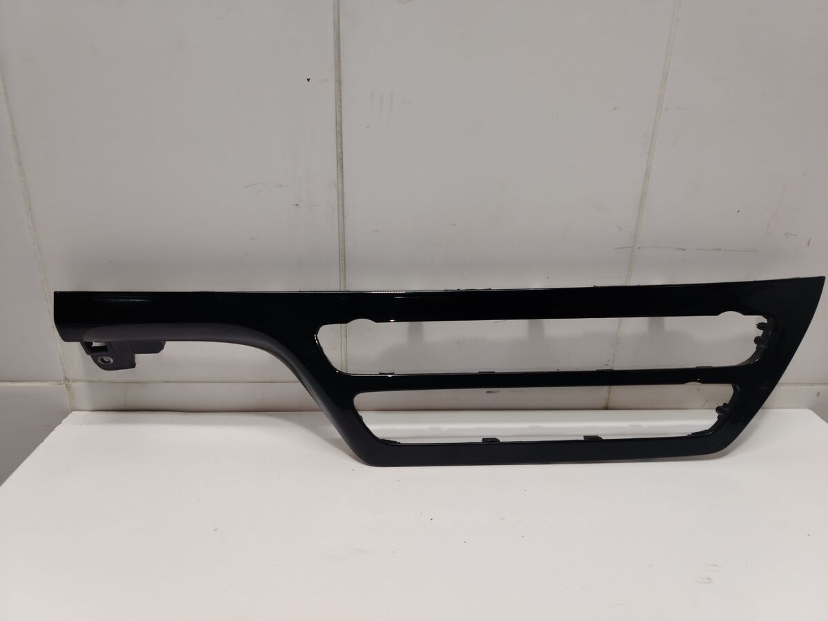 накладка блока управления климатом Kia Carnival (YP) III (2014– н.в.)