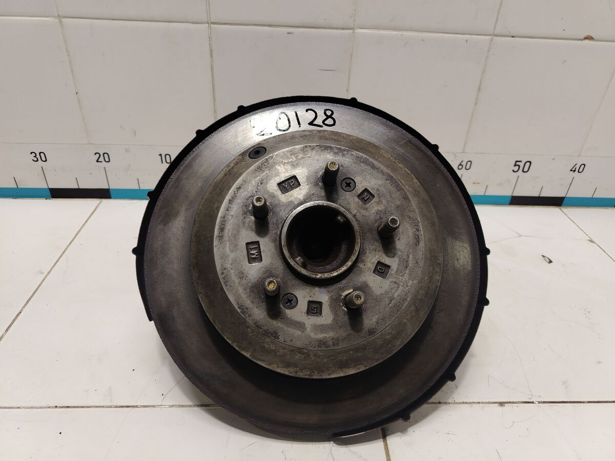 Кулак поворотный задний левый Kia Carnival (YP) III (2014– н.в.)