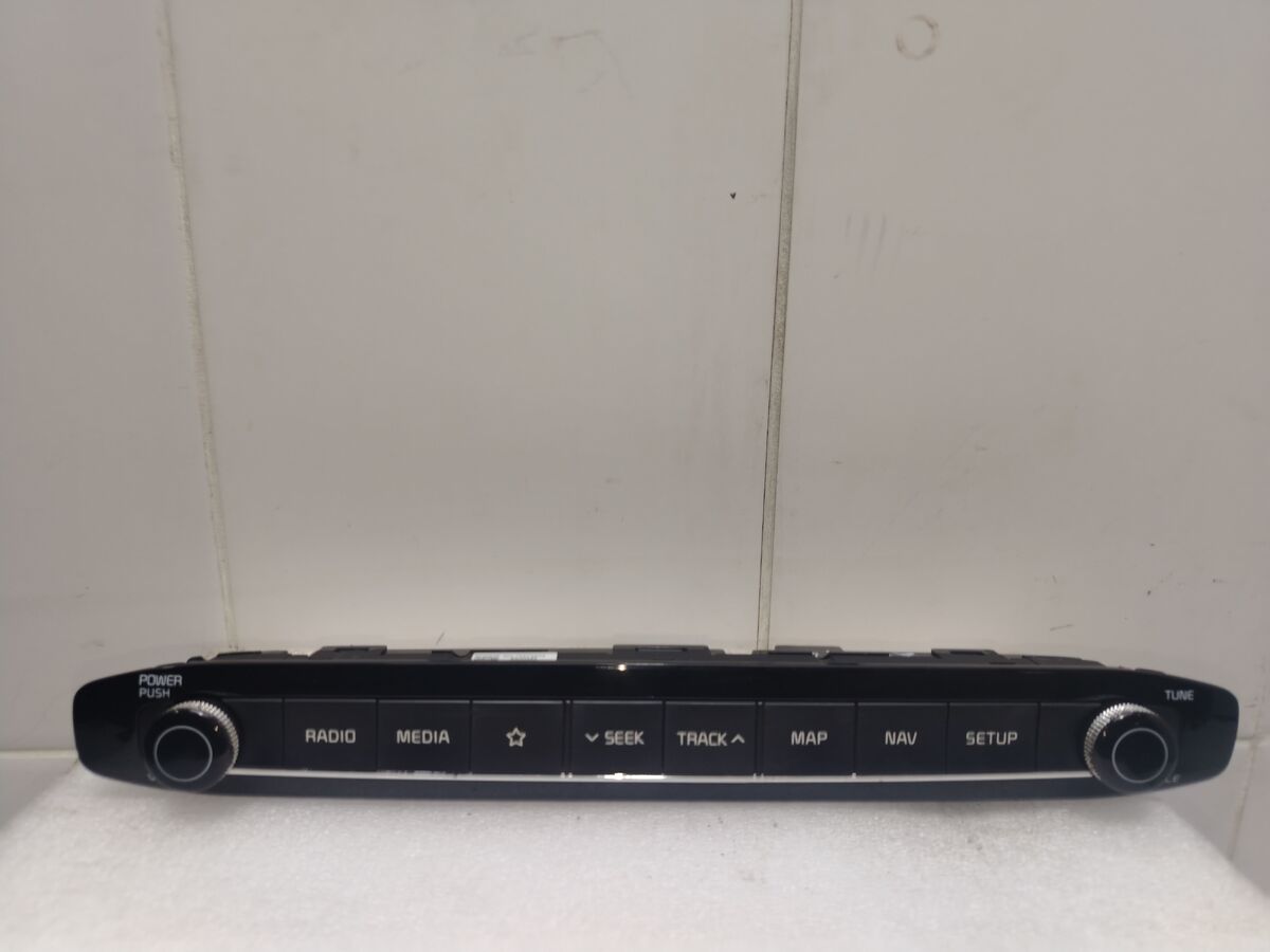 Блок кнопок Kia Carnival (YP) III (2014– н.в.)