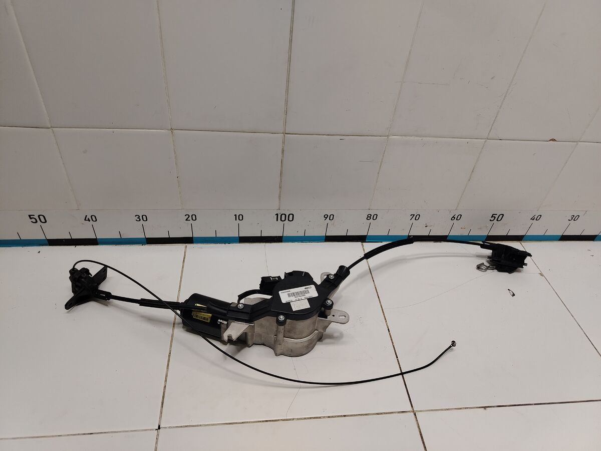 Моторчик привода сдвижной двери правый Kia Carnival (YP) III (2014– н.в.)