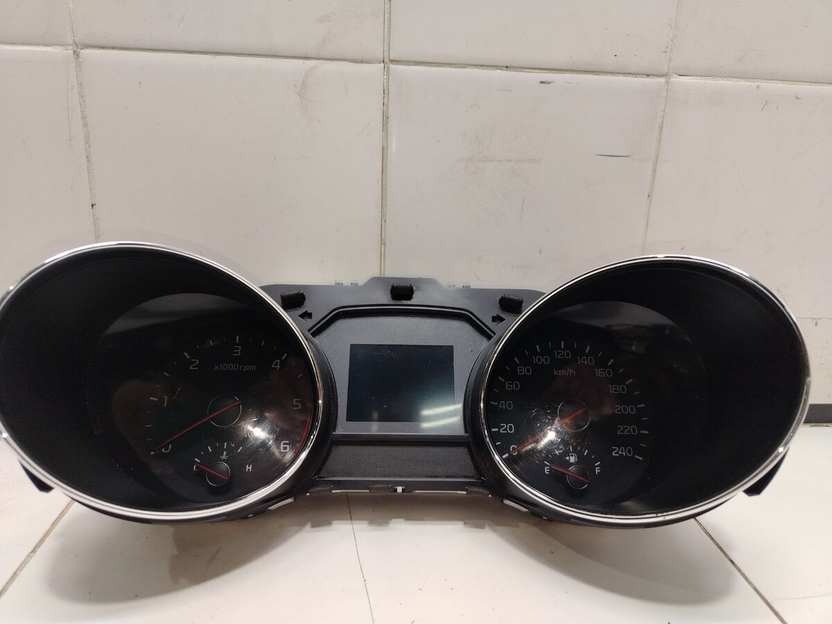 Панель приборов Kia Carnival (YP) III (2014– н.в.)