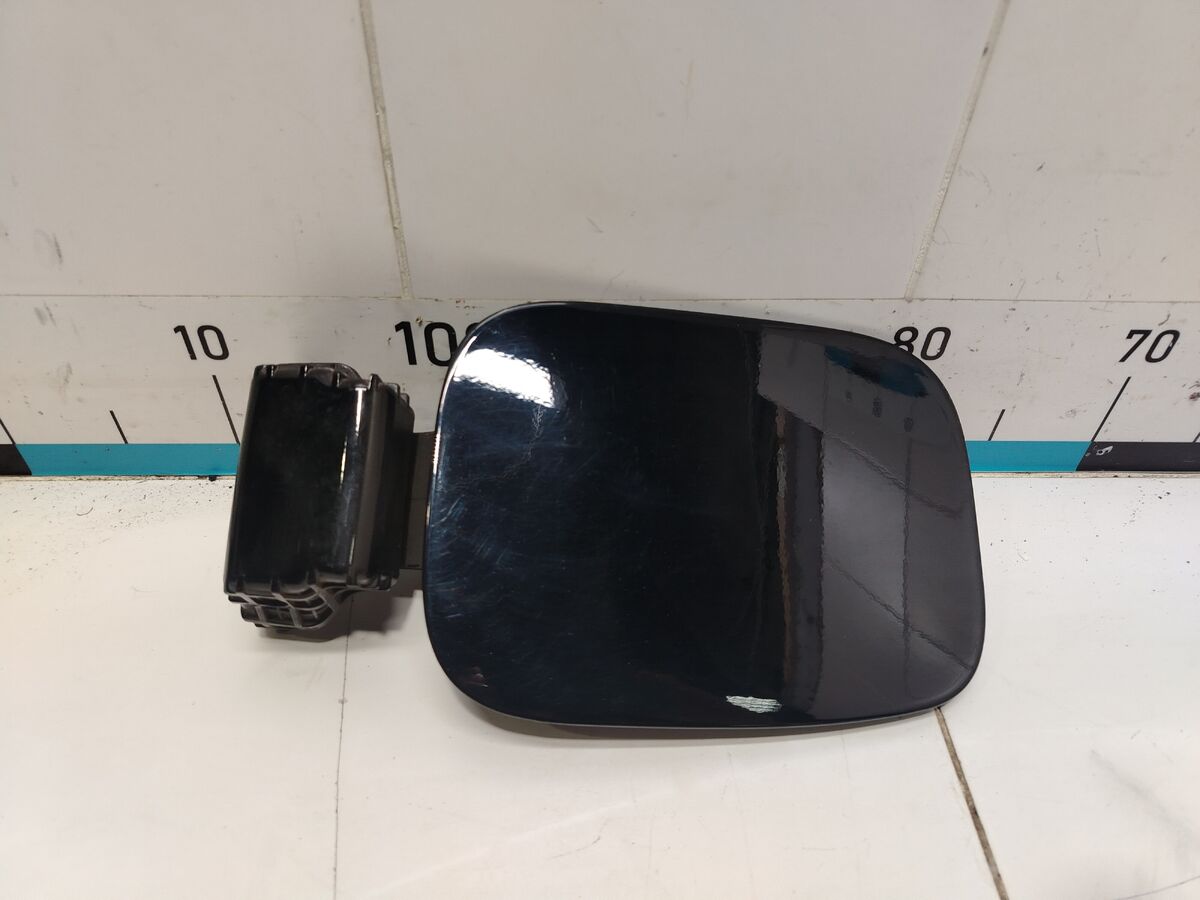 Лючок бензобака Kia Carnival (YP) III (2014– н.в.)