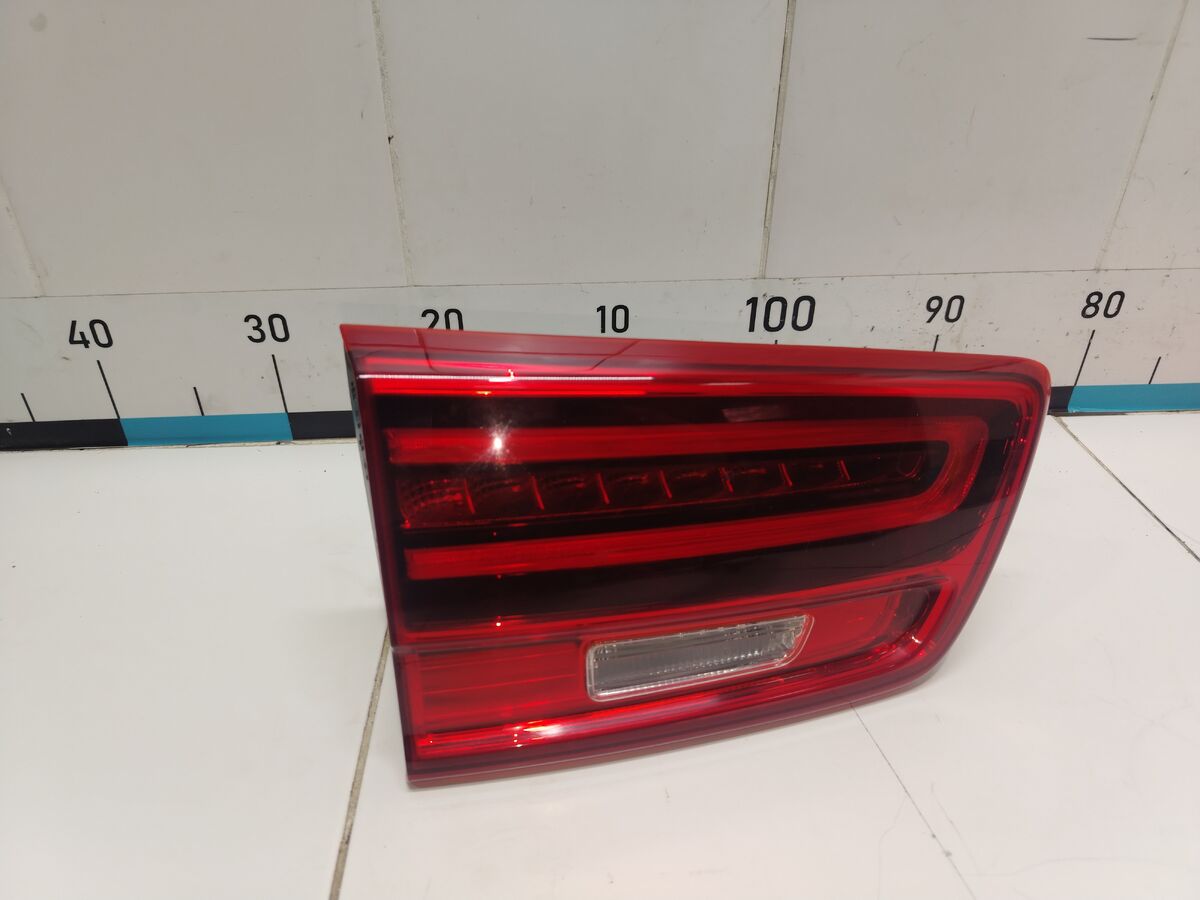 Фонарь задний внутренний левый Kia Carnival (YP) III (2014– н.в.)