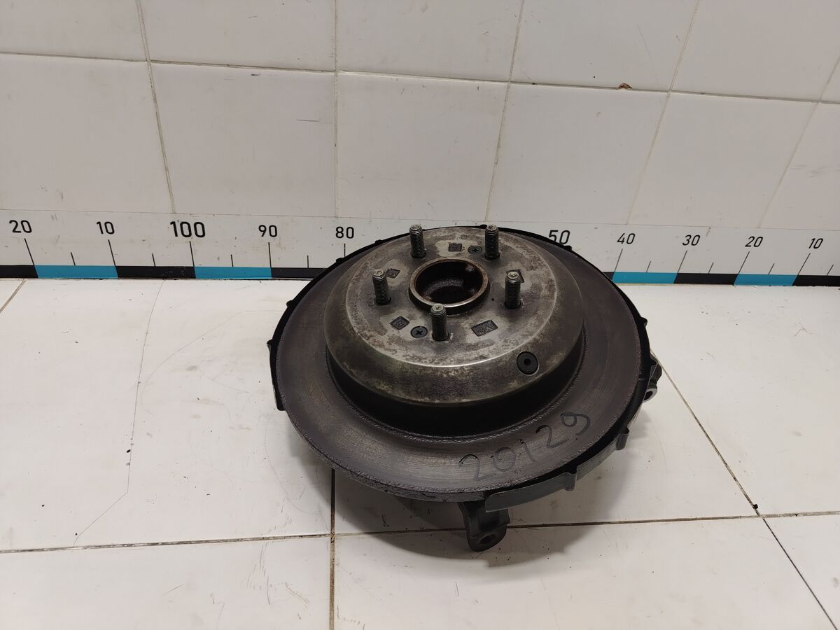 Кулак поворотный задний правый Kia Carnival (YP) III (2014– н.в.)