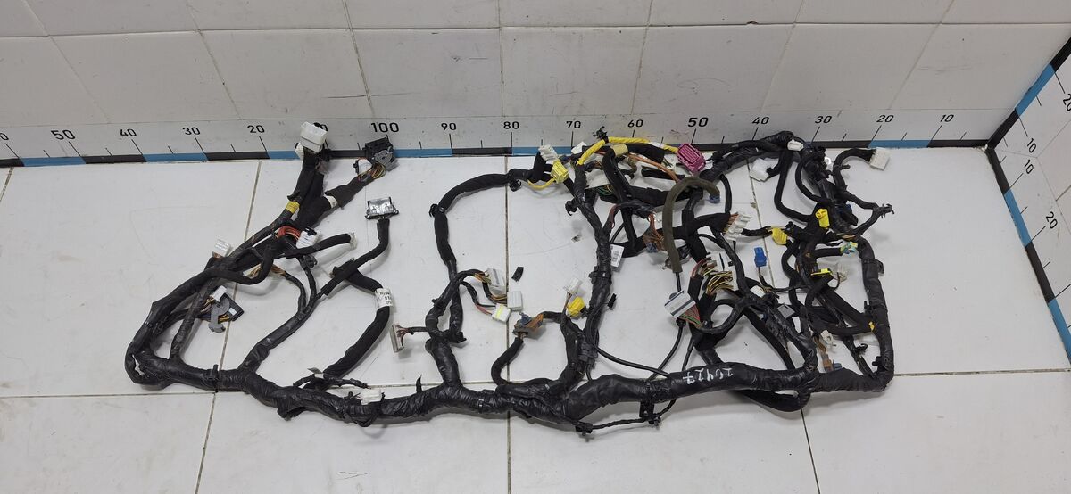 Проводка (коса) под торпедо Kia Carnival (YP) III (2014– н.в.)