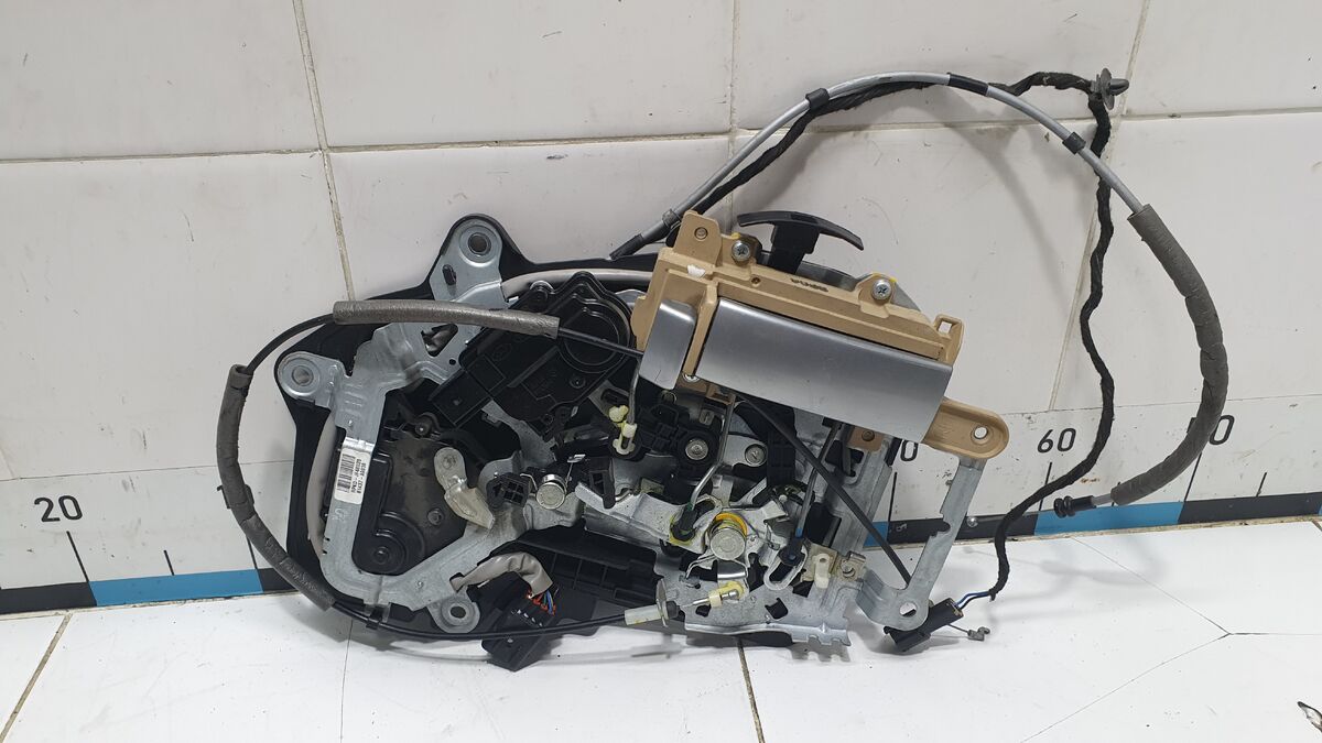 Сервопривод двери задней правой Kia Carnival (YP) III (2014– н.в.)