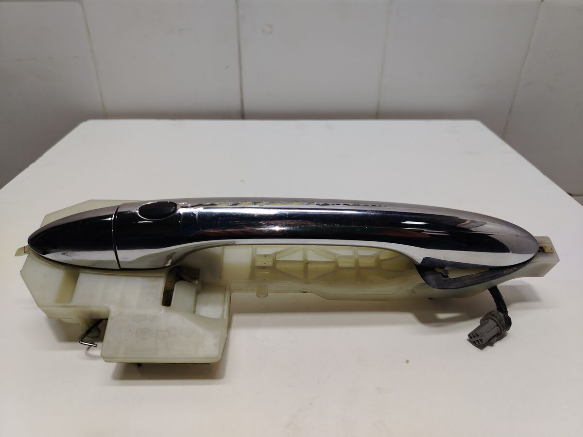 Ручка двери передней наружная правая Kia Carnival (YP) III (2014– н.в.)