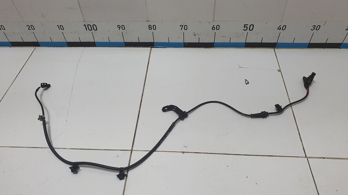 Датчик ABS передний правый Kia Carnival (YP) III (2014– н.в.)