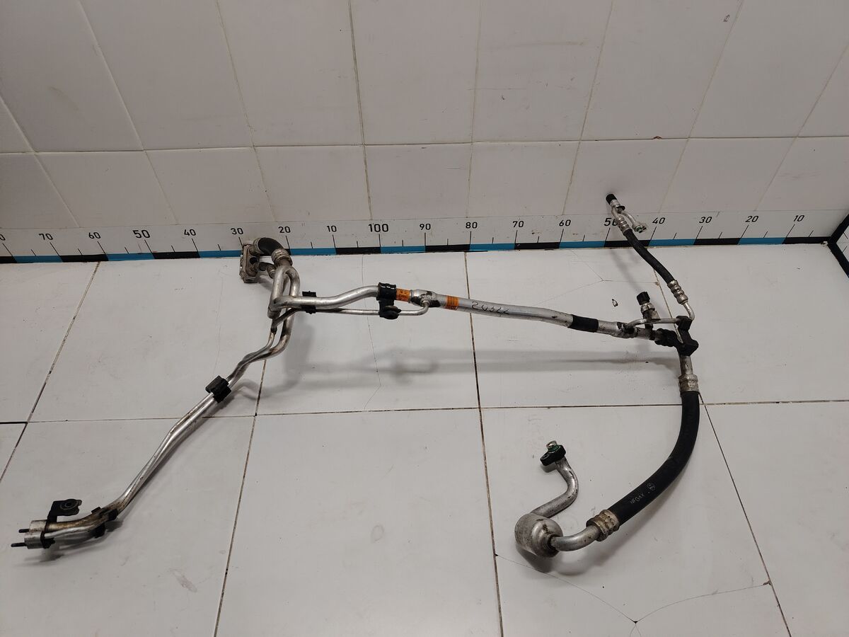 Трубка кондиционера Kia Carnival (YP) III (2014– н.в.)