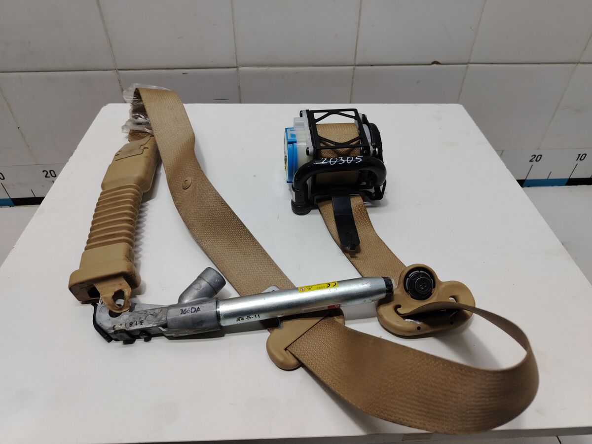 Ремень безопасности с пиропатроном передний правый Kia Carnival (YP) III (2014– н.в.)