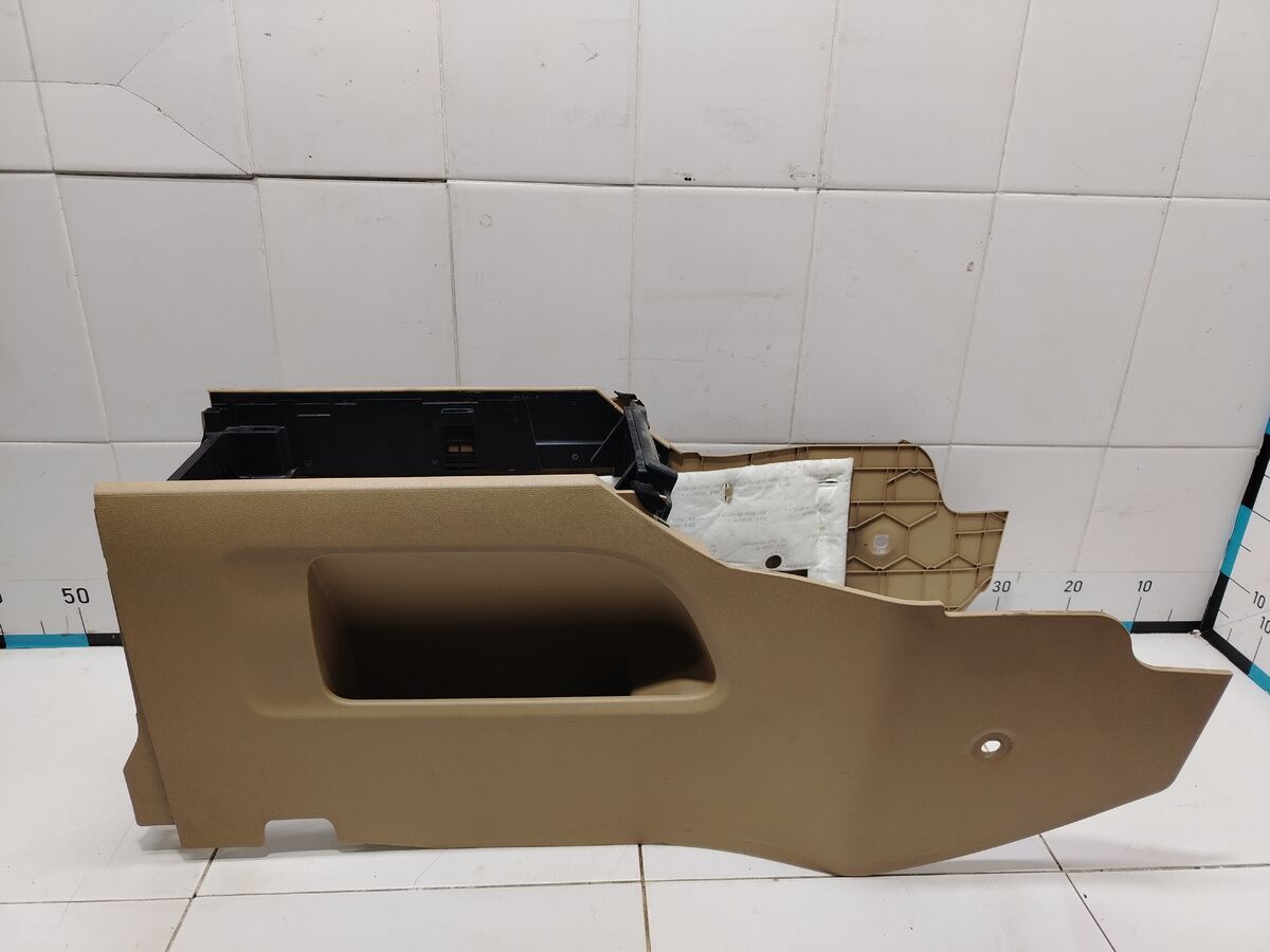 Консоль Kia Carnival (YP) III (2014– н.в.)