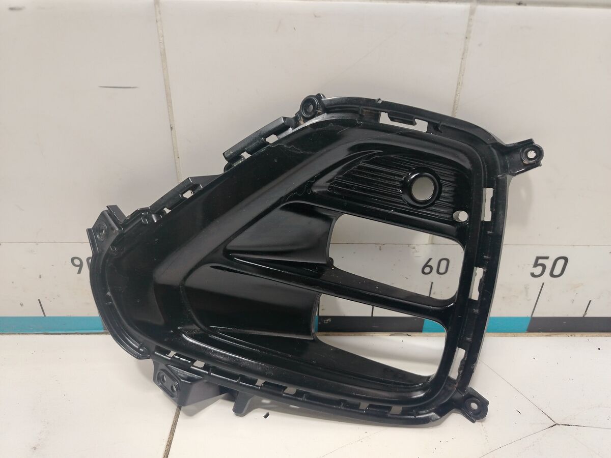 Накладка птф правая Kia Carnival (YP) III (2014– н.в.)