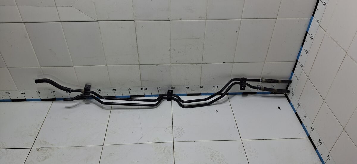 Трубка охлажд. жидкости металлическая Kia Carnival (YP) III (2014– н.в.)