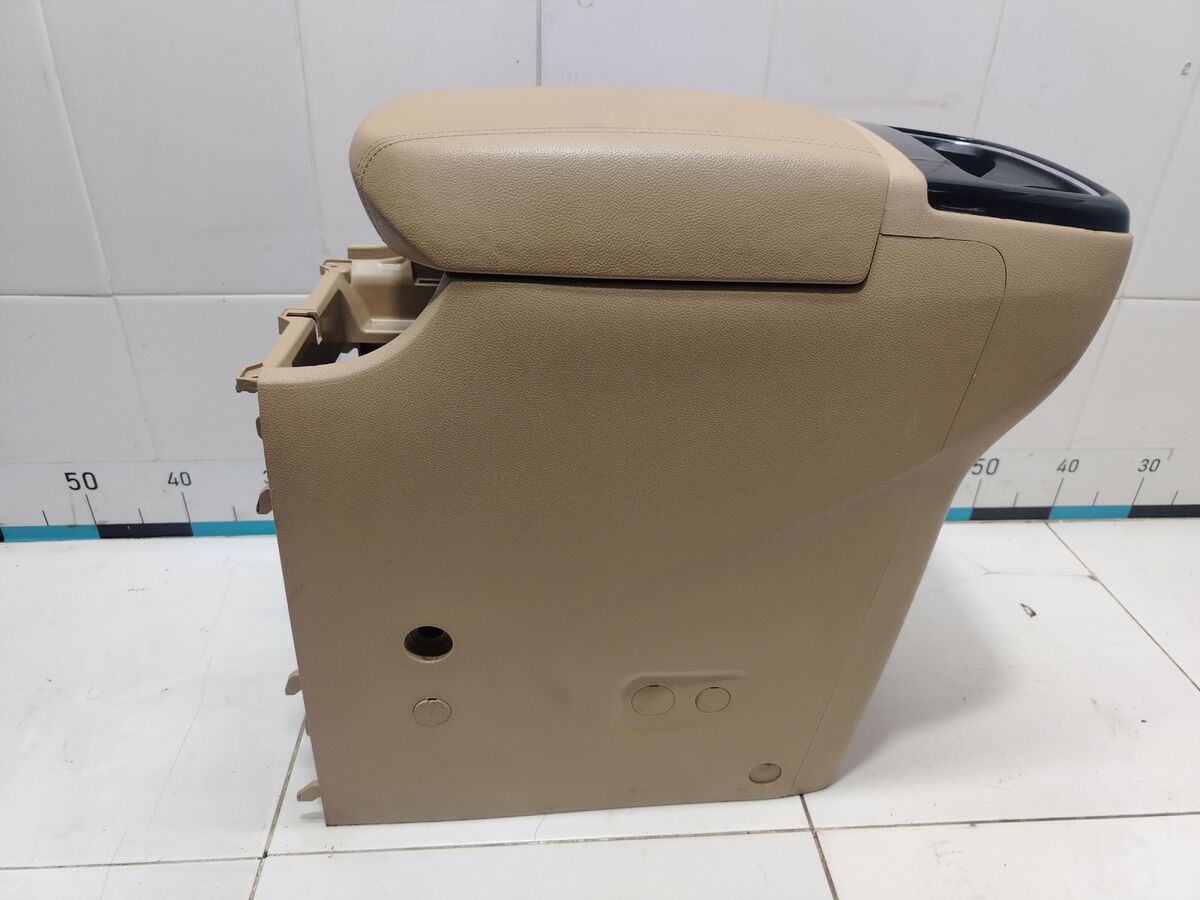 Подлокотник Kia Carnival (YP) III (2014– н.в.)