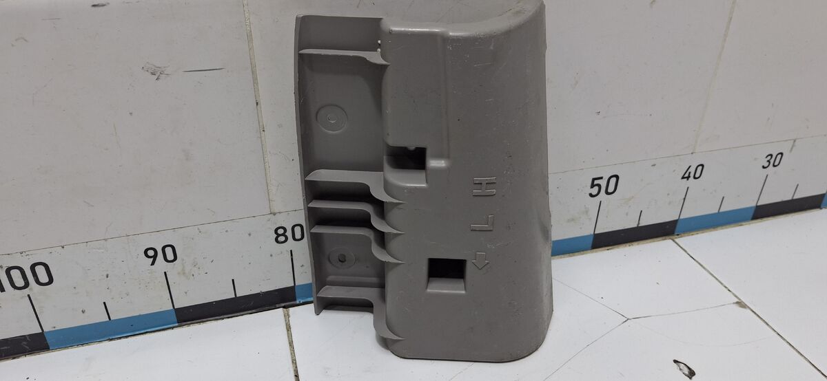 Кронштейн заднего бампера левый Kia Carnival (YP) III (2014– н.в.)