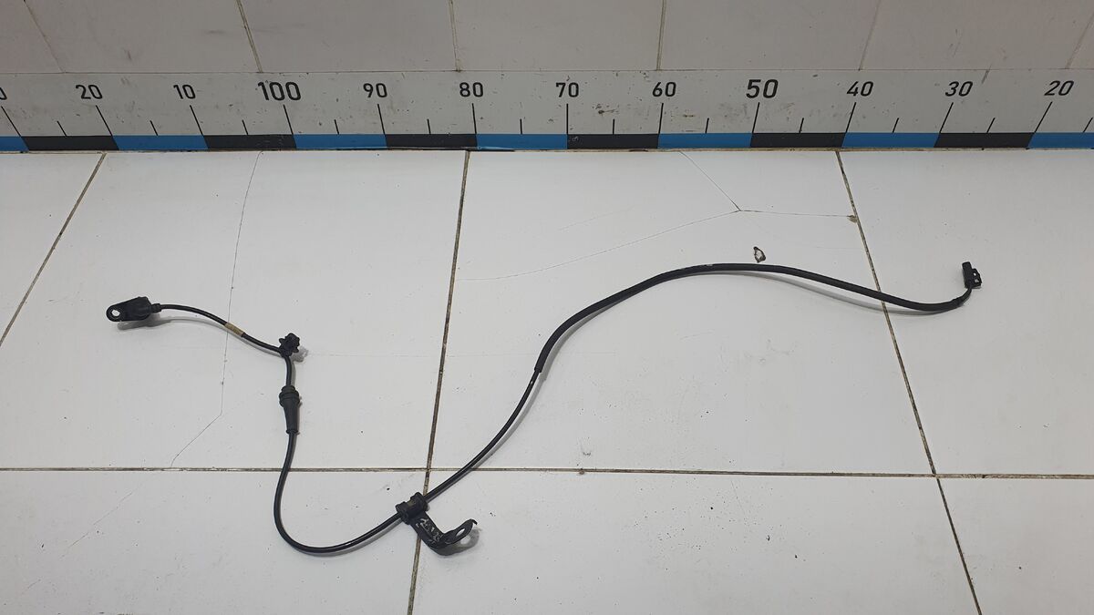 Датчик ABS передний левый Kia Carnival (YP) III (2014– н.в.)