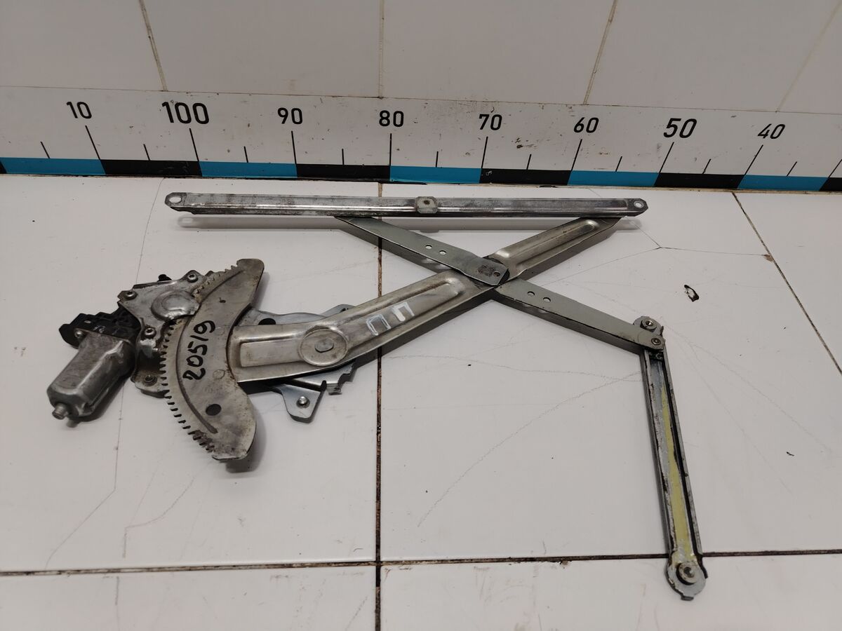 Стеклоподъемник электр. передний правый Suzuki SX4 (SX4 Classic) I (2006–2014)