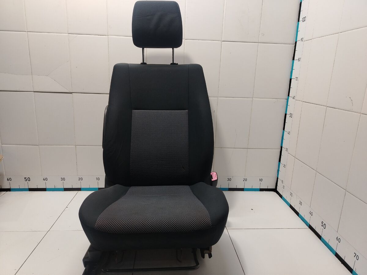 Сиденье переднее правое Suzuki SX4 (SX4 Classic) I (2006–2014)