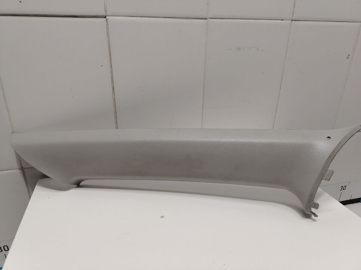 Обшивка стойки лобового стекла левая Suzuki SX4 (SX4 Classic) I (2006–2014)