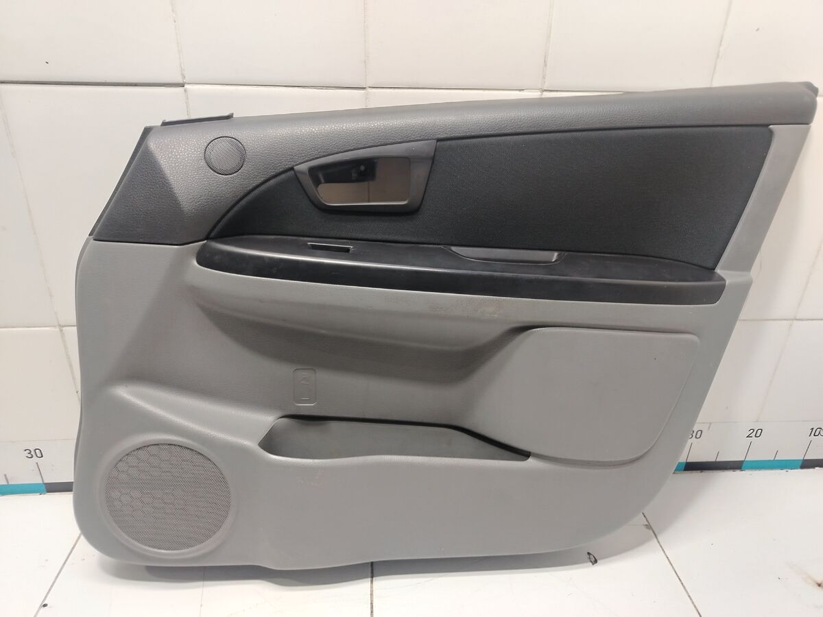 Обшивка двери передней правой Suzuki SX4 (SX4 Classic) I (2006–2014)