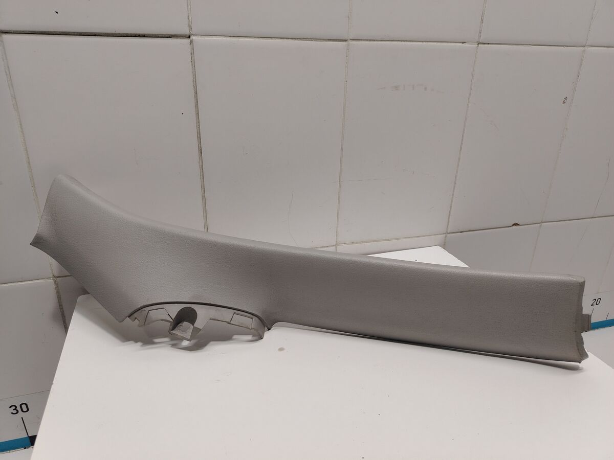 Обшивка стойки передней нижняя правая Suzuki SX4 (SX4 Classic) I (2006–2014)