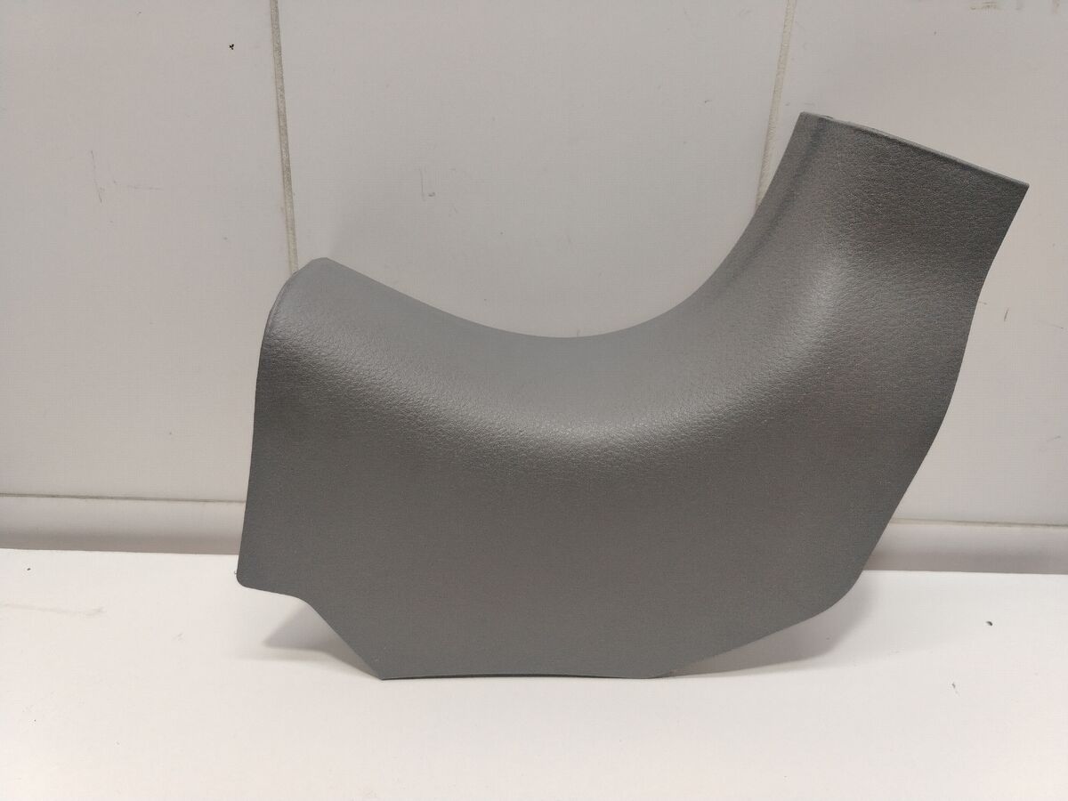 накладка порога внутренняя передняя правая Suzuki SX4 (SX4 Classic) I (2006–2014)