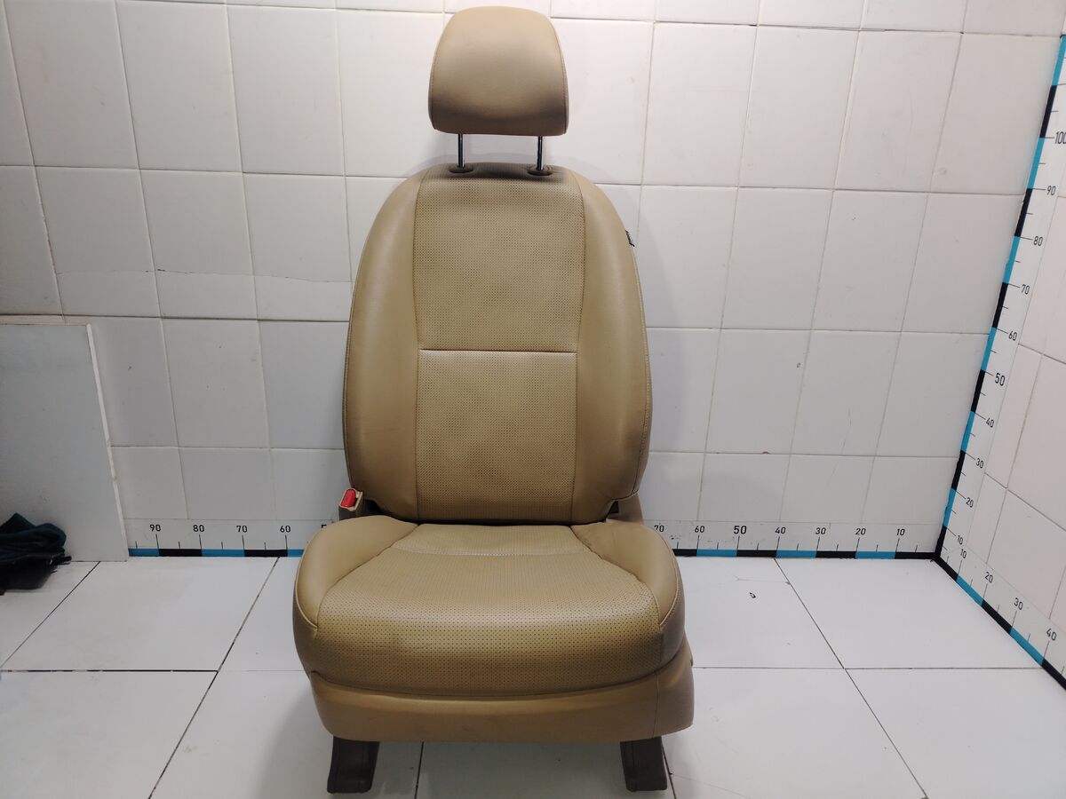 Сиденье переднее левое Kia Carnival (YP) III (2014– н.в.)