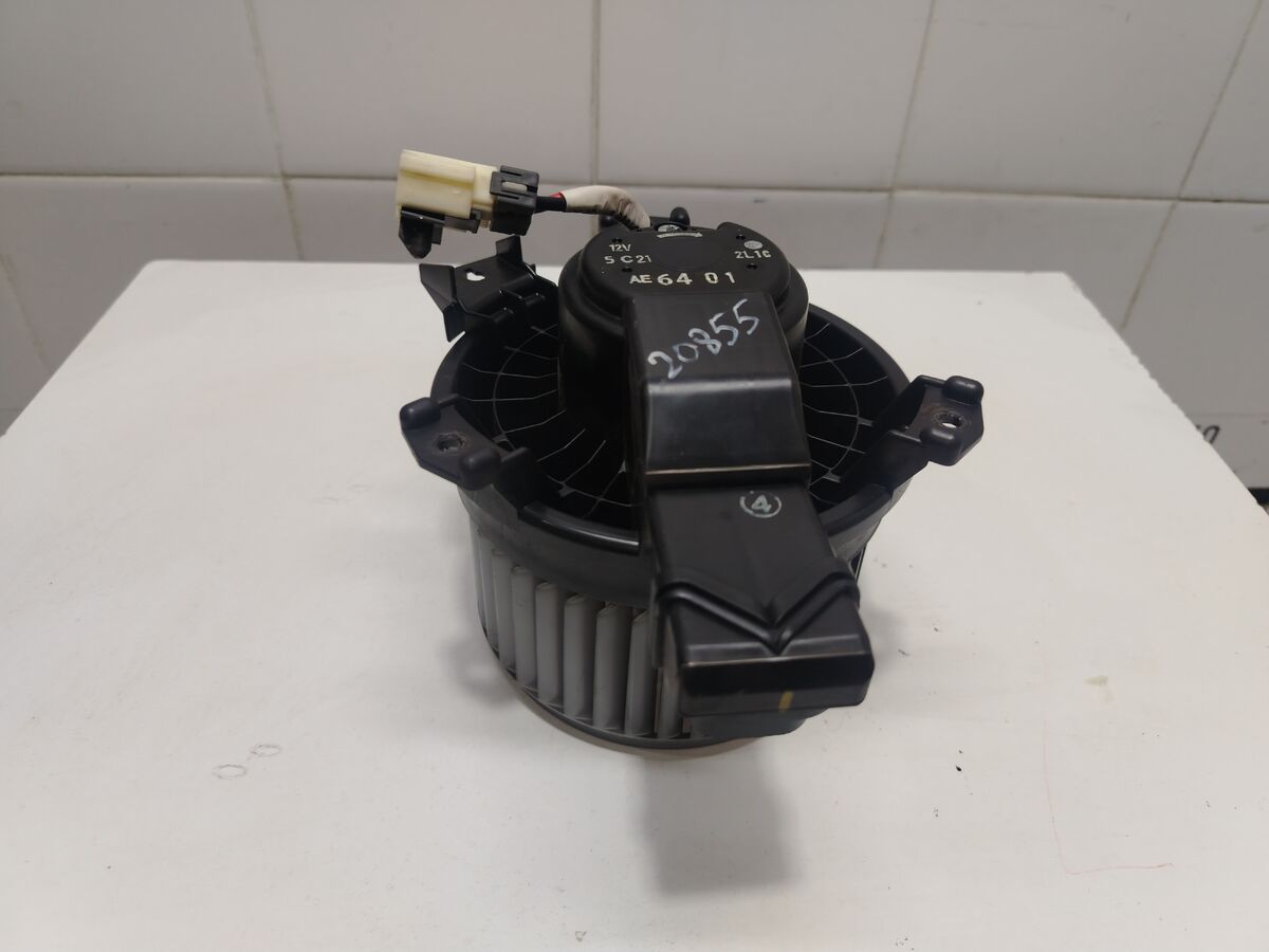 Моторчик отопителя Kia Optima (JF) IV рестайлинг (2018– н.в.)