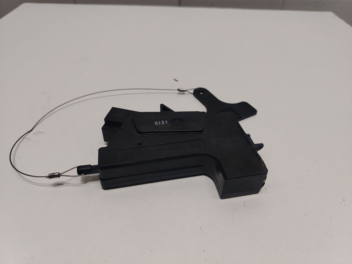 Активатор замка крышки бензобака Kia Optima (JF) IV рестайлинг (2018– н.в.)