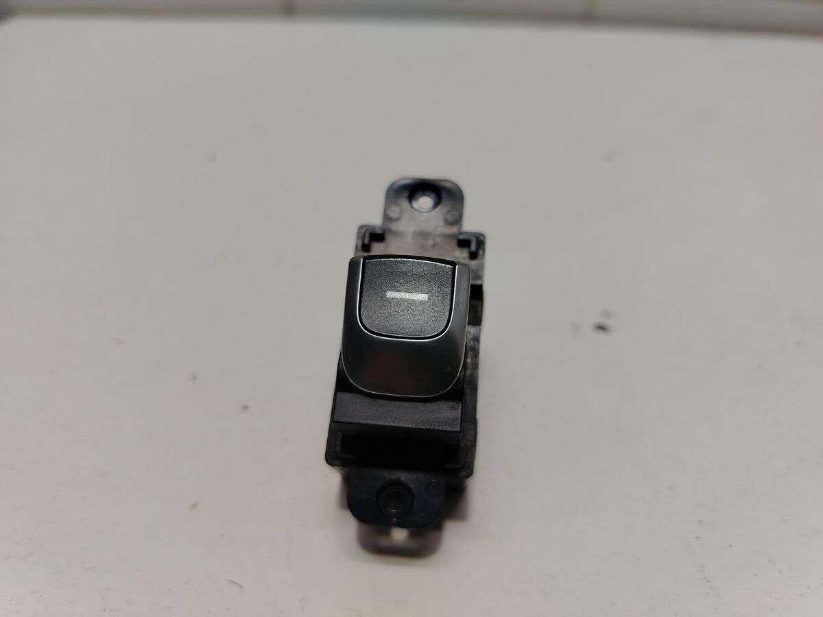 Кнопка стеклоподъемника задняя Kia Optima (JF) IV рестайлинг (2018– н.в.)