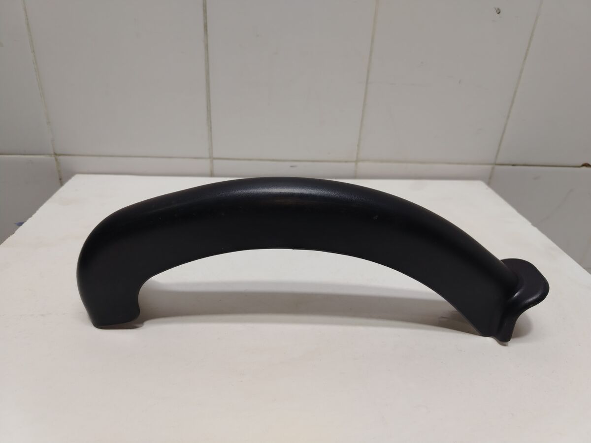 Накладка петли левая Kia Optima (JF) IV рестайлинг (2018– н.в.)