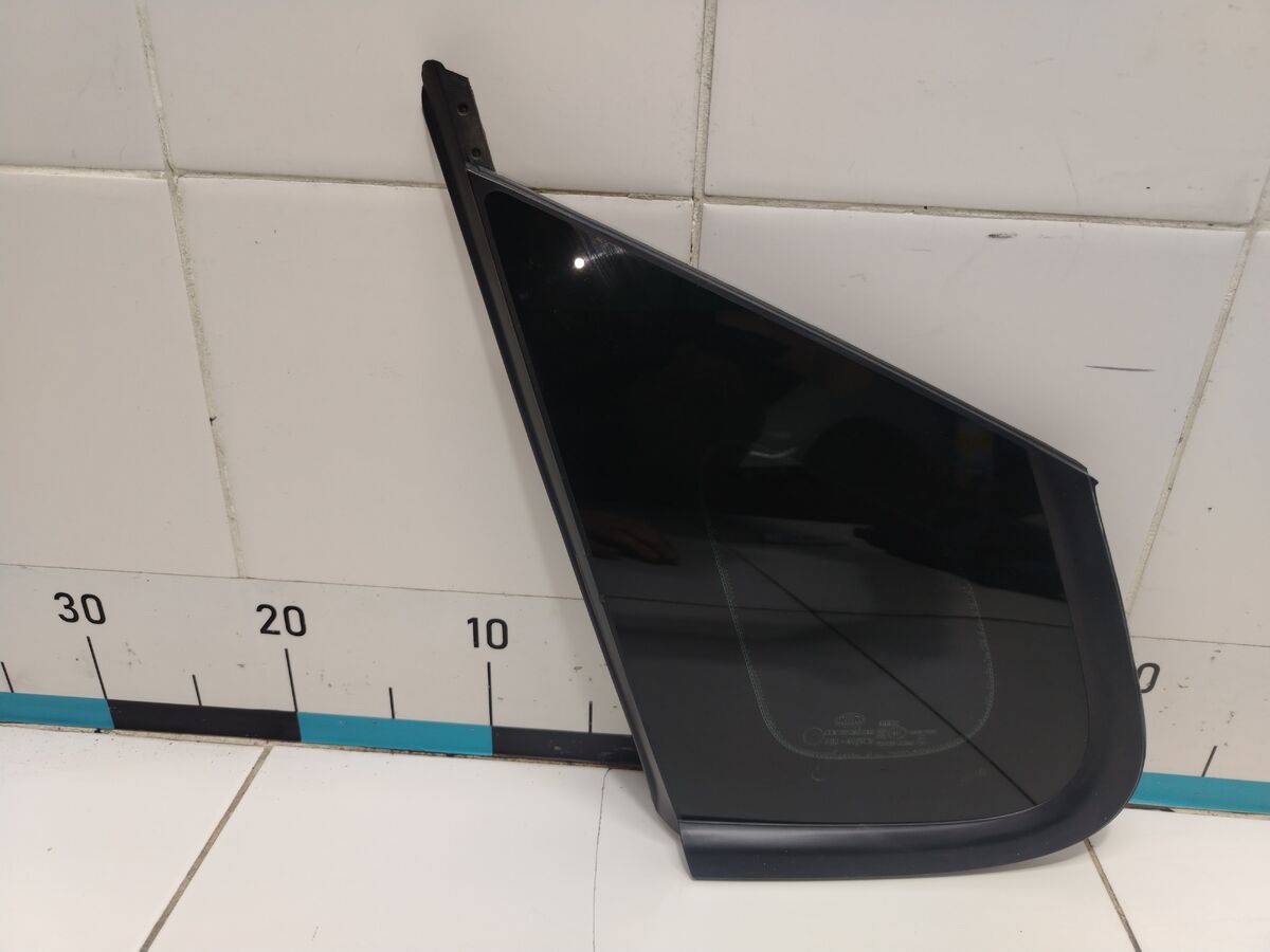 Стекло кузовное глухое левое Kia Optima (JF) IV рестайлинг (2018– н.в.)