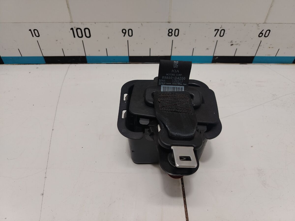 Ремень безопасности задний центральный Kia Optima (JF) IV рестайлинг (2018– н.в.)