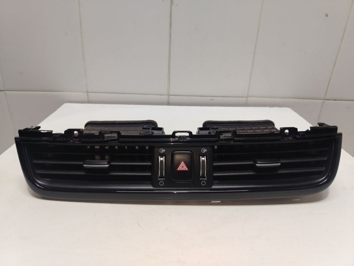 Дефлектор воздушный центральный Kia Optima (JF) IV рестайлинг (2018– н.в.)