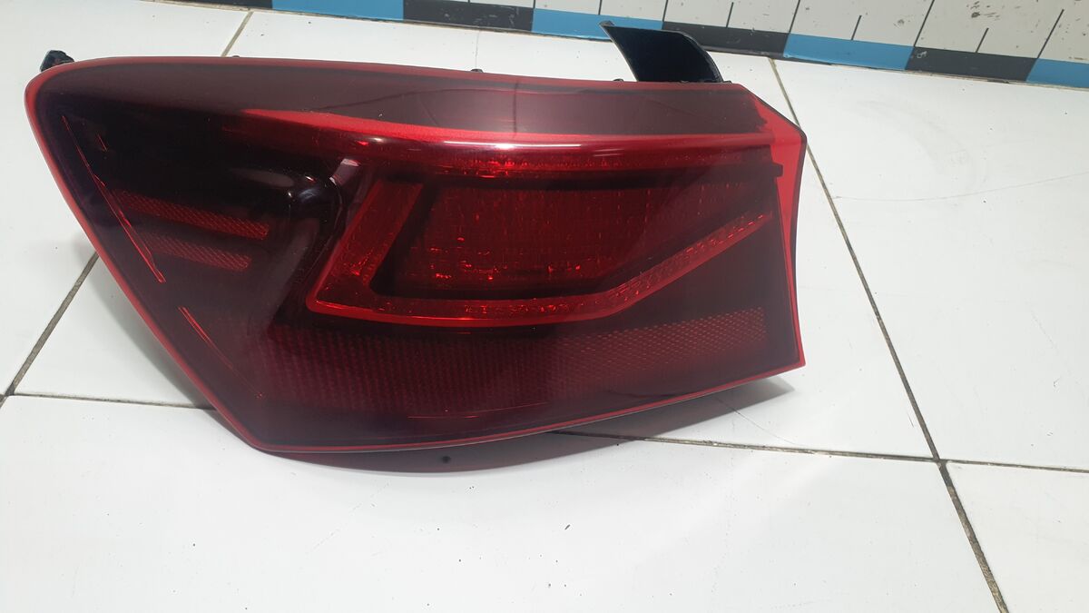 Фонарь задний наружный левый Kia Cerato IV (2018– н.в.)