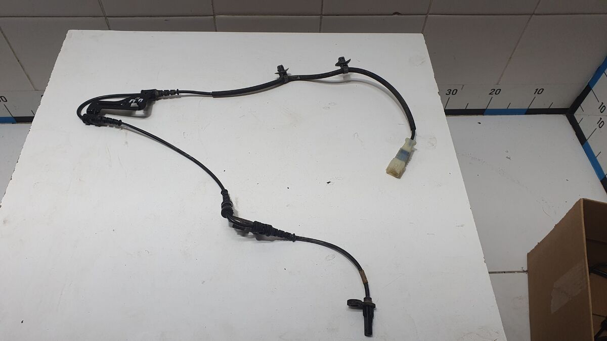 Датчик ABS передний правый Kia Cerato IV (2018– н.в.)