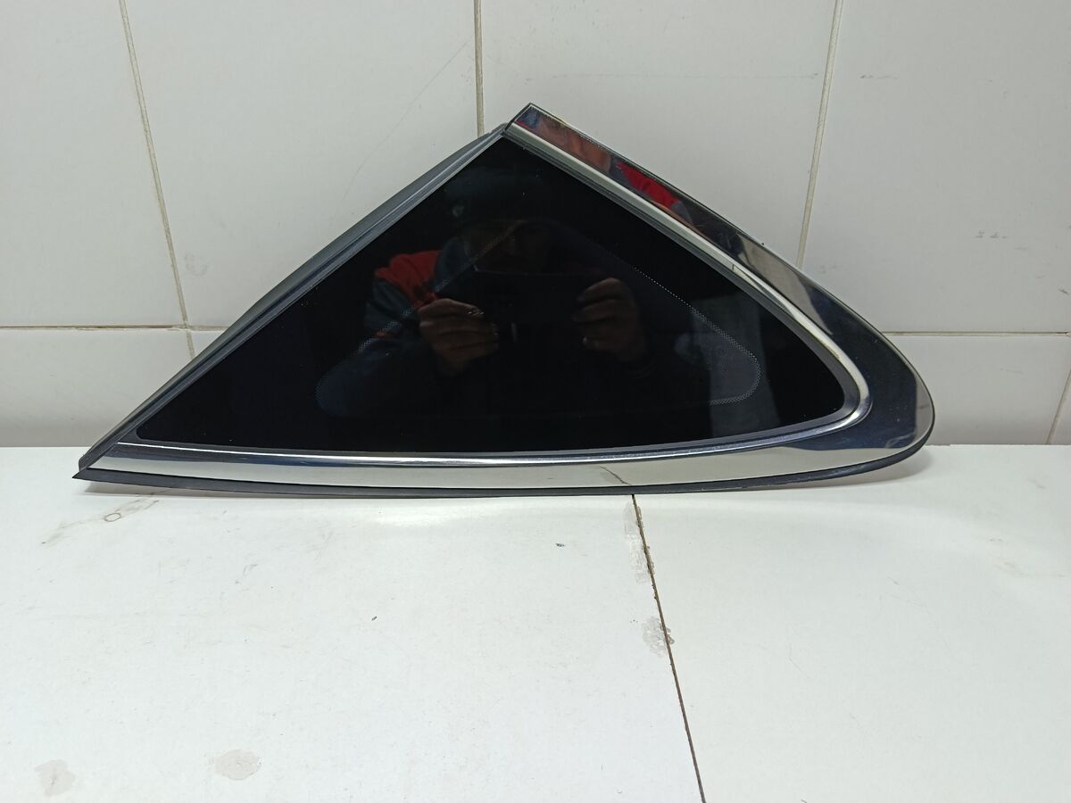 Стекло кузовное глухое левое Hyundai Sonata (DN8) VIII (2019– н.в.)