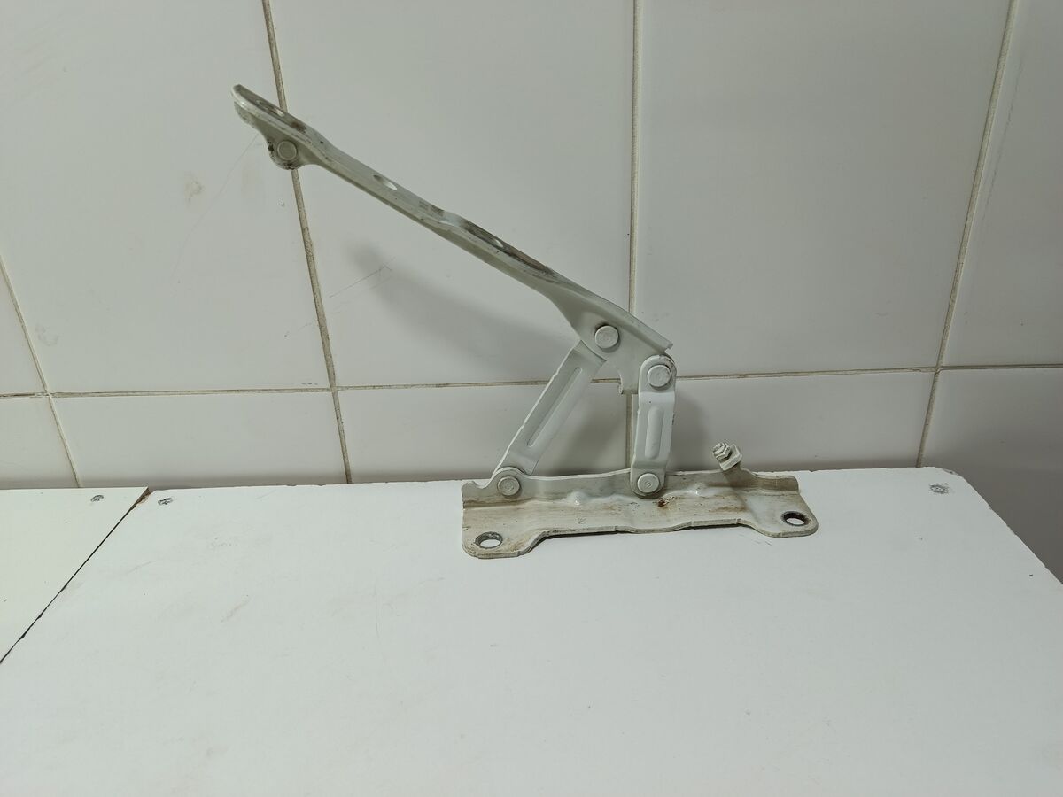 Петля капота правая Hyundai Sonata (DN8) VIII (2019– н.в.)