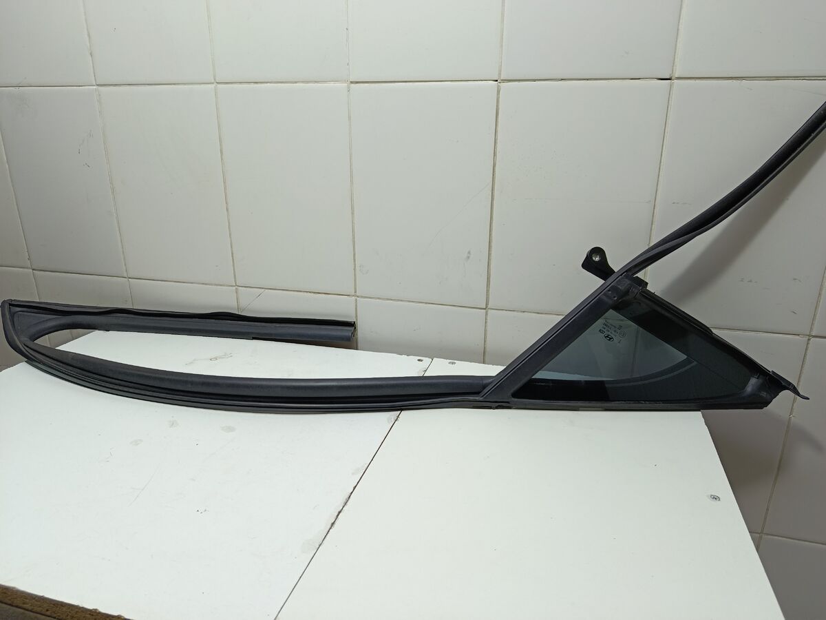 Стекло двери передней правой (форточка) Hyundai Sonata (DN8) VIII (2019– н.в.)