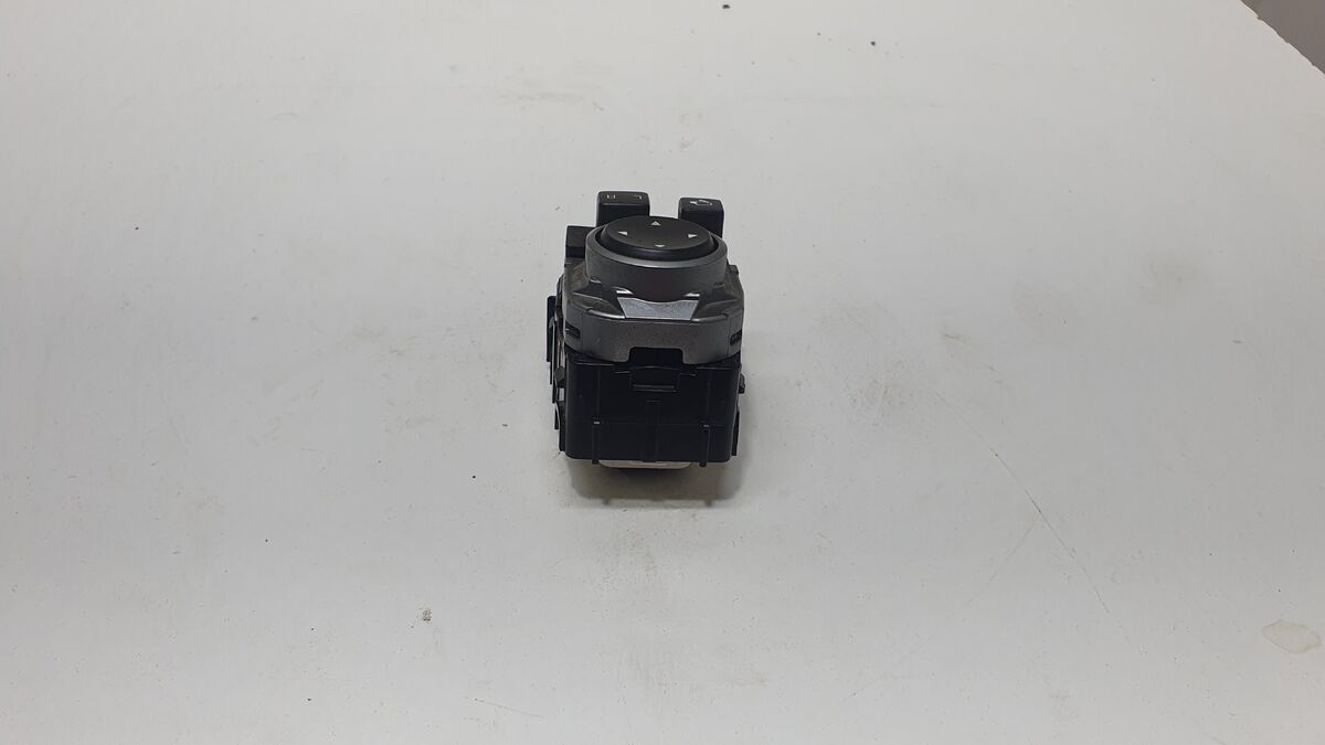 Переключатель регулировки зеркала Kia Cerato IV (2018– н.в.)