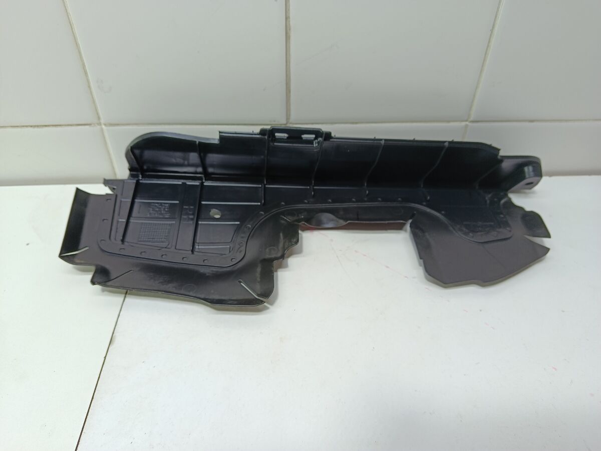 Воздуховод радиатора правый Hyundai Sonata (DN8) VIII (2019– н.в.)