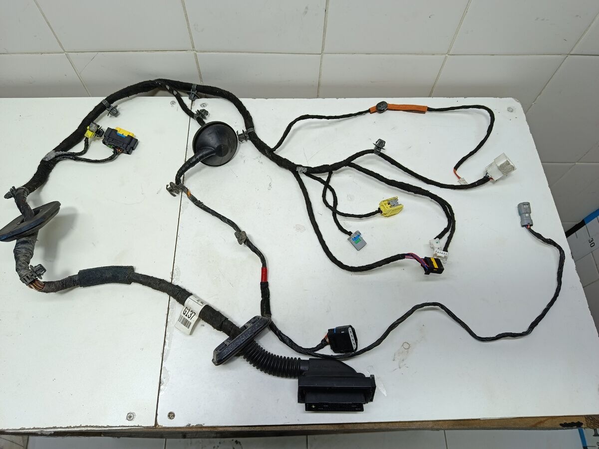 Проводка (коса) двери передней левой Hyundai Sonata (DN8) VIII (2019– н.в.)