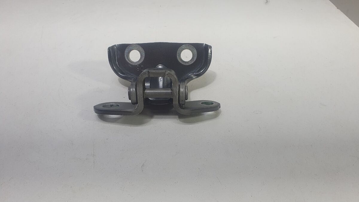 Петля двери задней левой верхняя Kia Cerato IV (2018– н.в.)