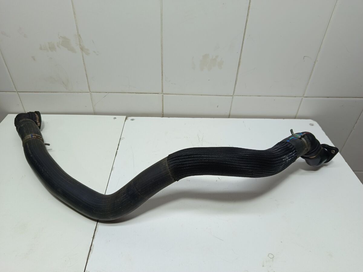 Патрубок радиатора нижний Hyundai Sonata (DN8) VIII (2019– н.в.)