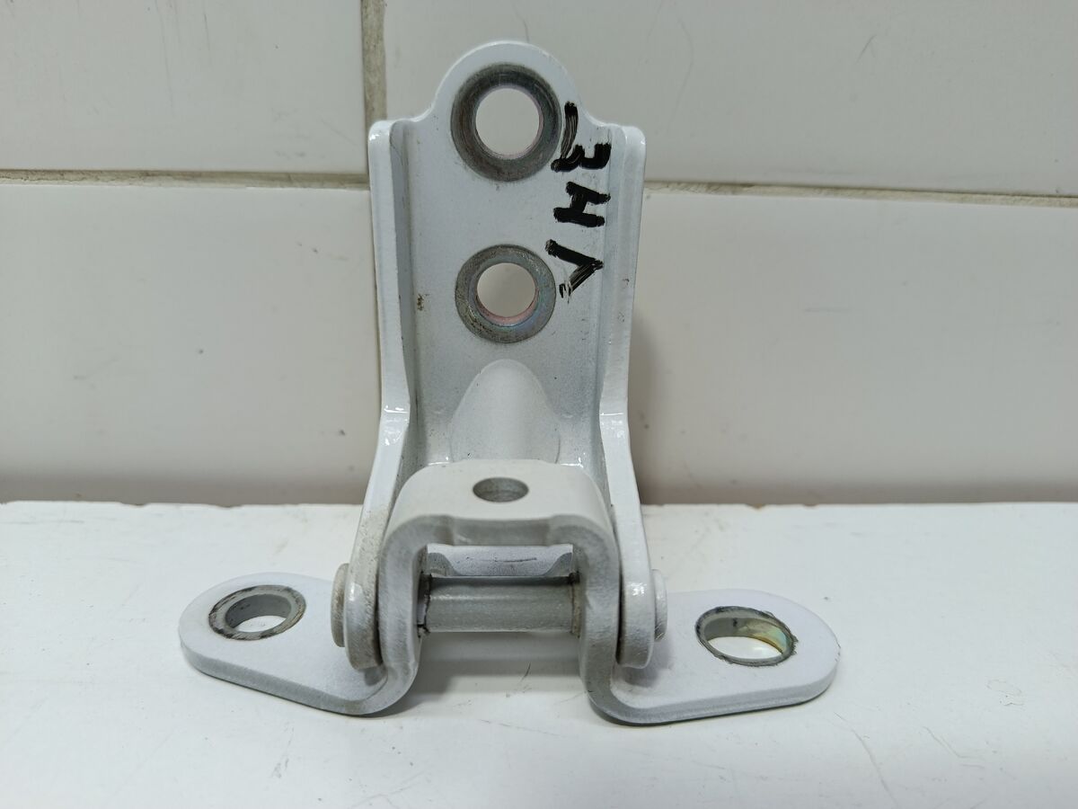 Петля двери задней левой нижняя Hyundai Sonata (DN8) VIII (2019– н.в.)