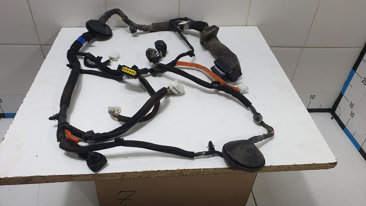 Проводка (коса) двери передней левой Kia Cerato IV (2018– н.в.)