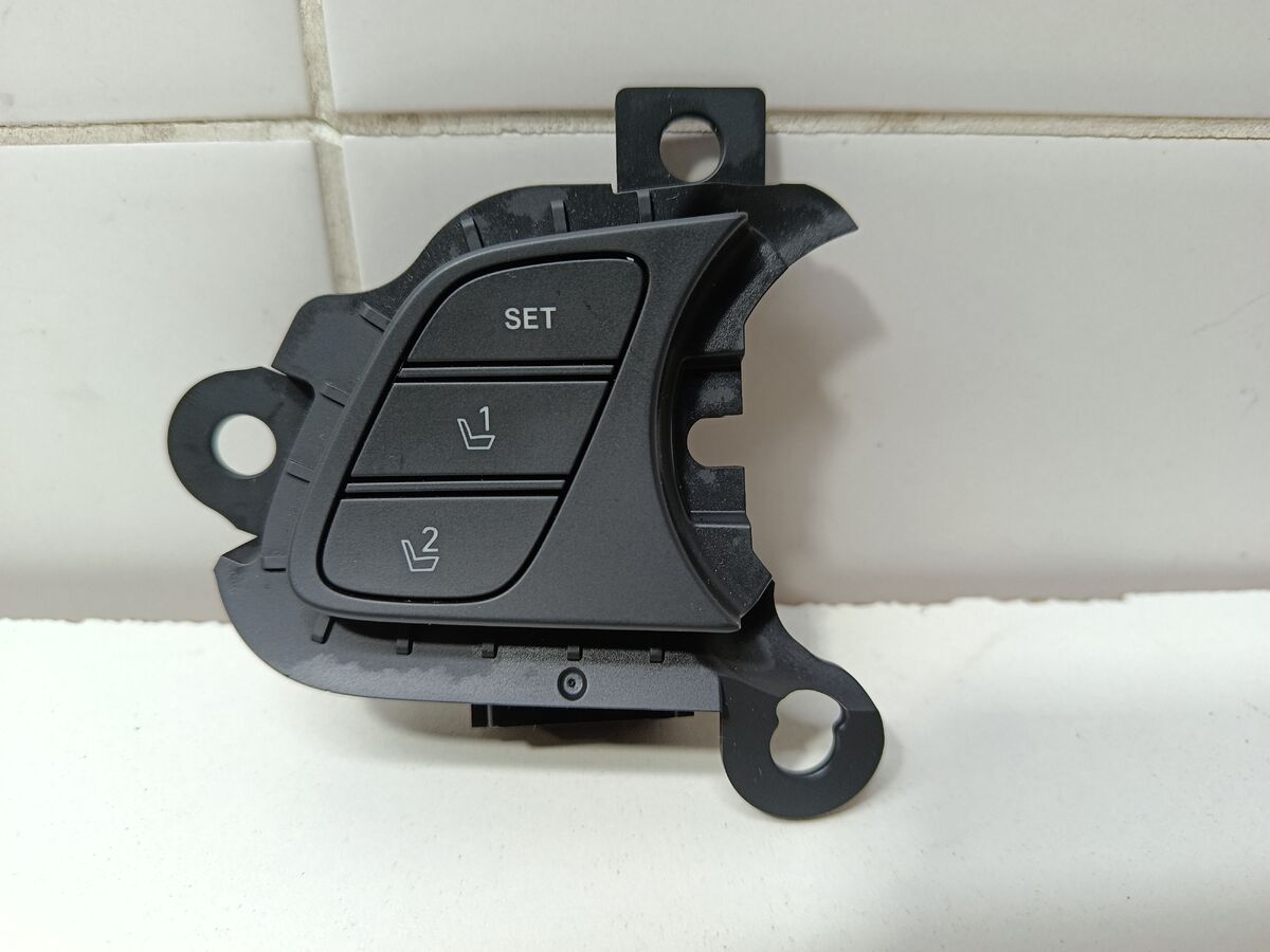 Кнопка регулировки сиденья Hyundai Sonata (DN8) VIII (2019– н.в.)