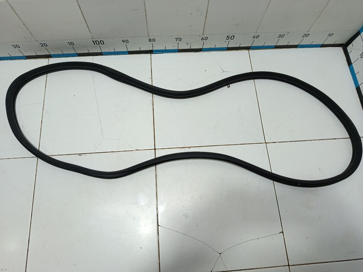 Уплотнитель двери (внутри ) передний левый Hyundai Sonata (DN8) VIII (2019– н.в.)