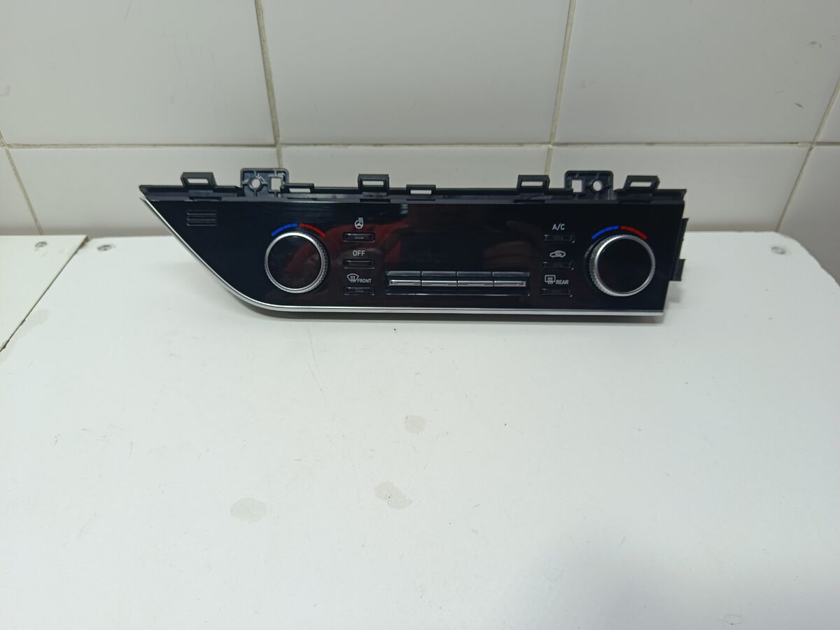 Блок управления климатической установкой Hyundai Sonata (DN8) VIII (2019– н.в.)